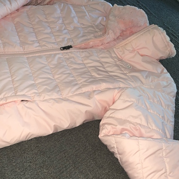 Baby Pink North Face Reversible Jacket - Picture 4 of 8